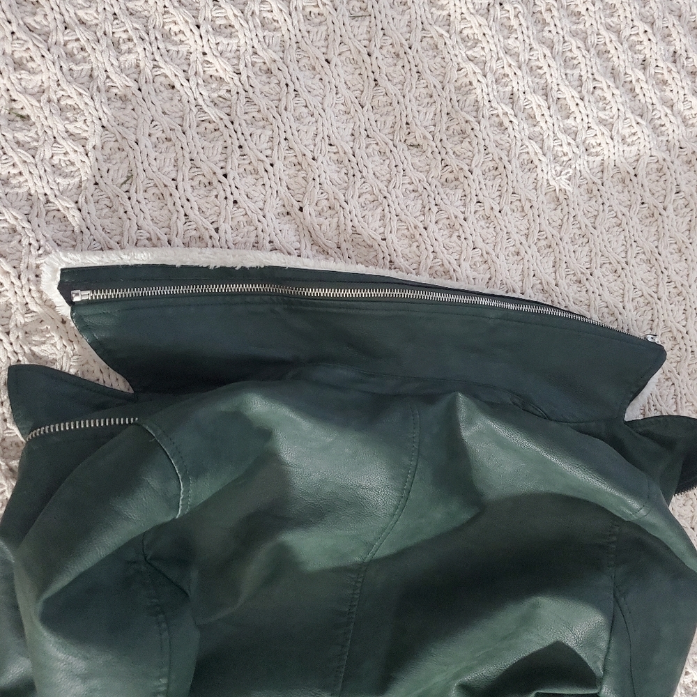 Green Shearling Aviator Collar Versatile Moto Jacket - Picture 5 of 16